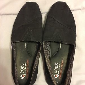 BOBS shoes black W/ memory foam SIZE: 9